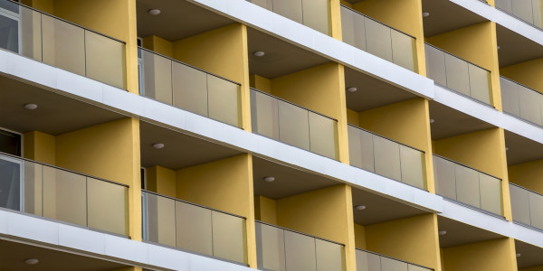 Puertas y Ventanas de Aluminio / PVC a medida Aiguafreda · Balconeras