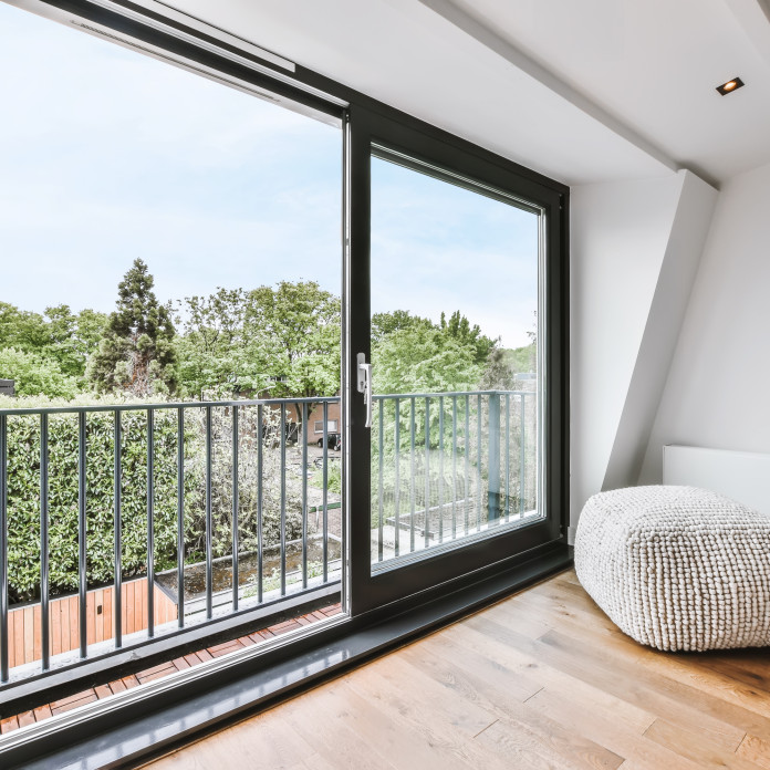 VKM Ventanas · Instalación y Montaje de Puertas y Ventanas Sant Fost de Campsentelles